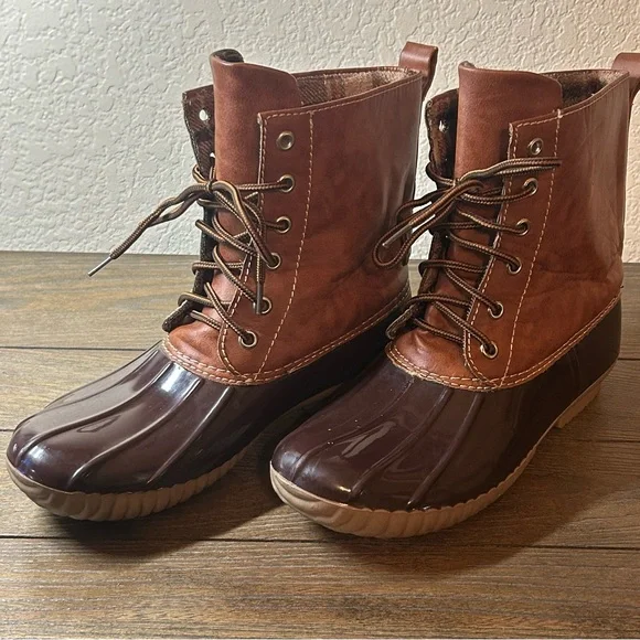 YOKI Duck Rain Boots – Waterproof – Women’s Size 8 (approx. 10" in length) - Picture 3 of 16